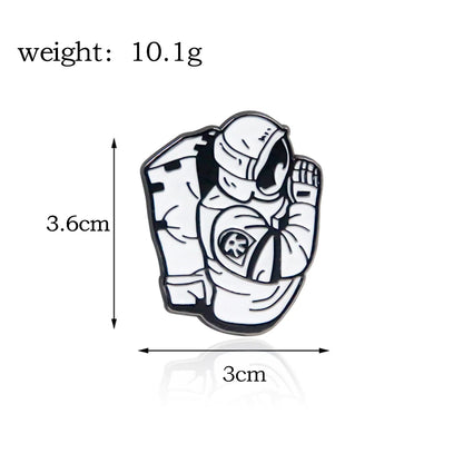 Anime Chainsaw Man Brooch Pins/ Metal Enamel