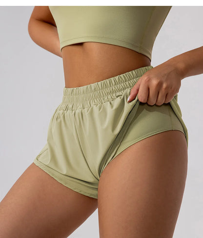 Fitness Low Waist 2.5 Inch Shorts Women (Victorious FluxNet Shorts)