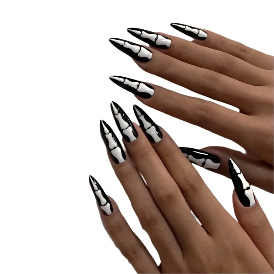 A680 Victorious Anime Horror Nail Set