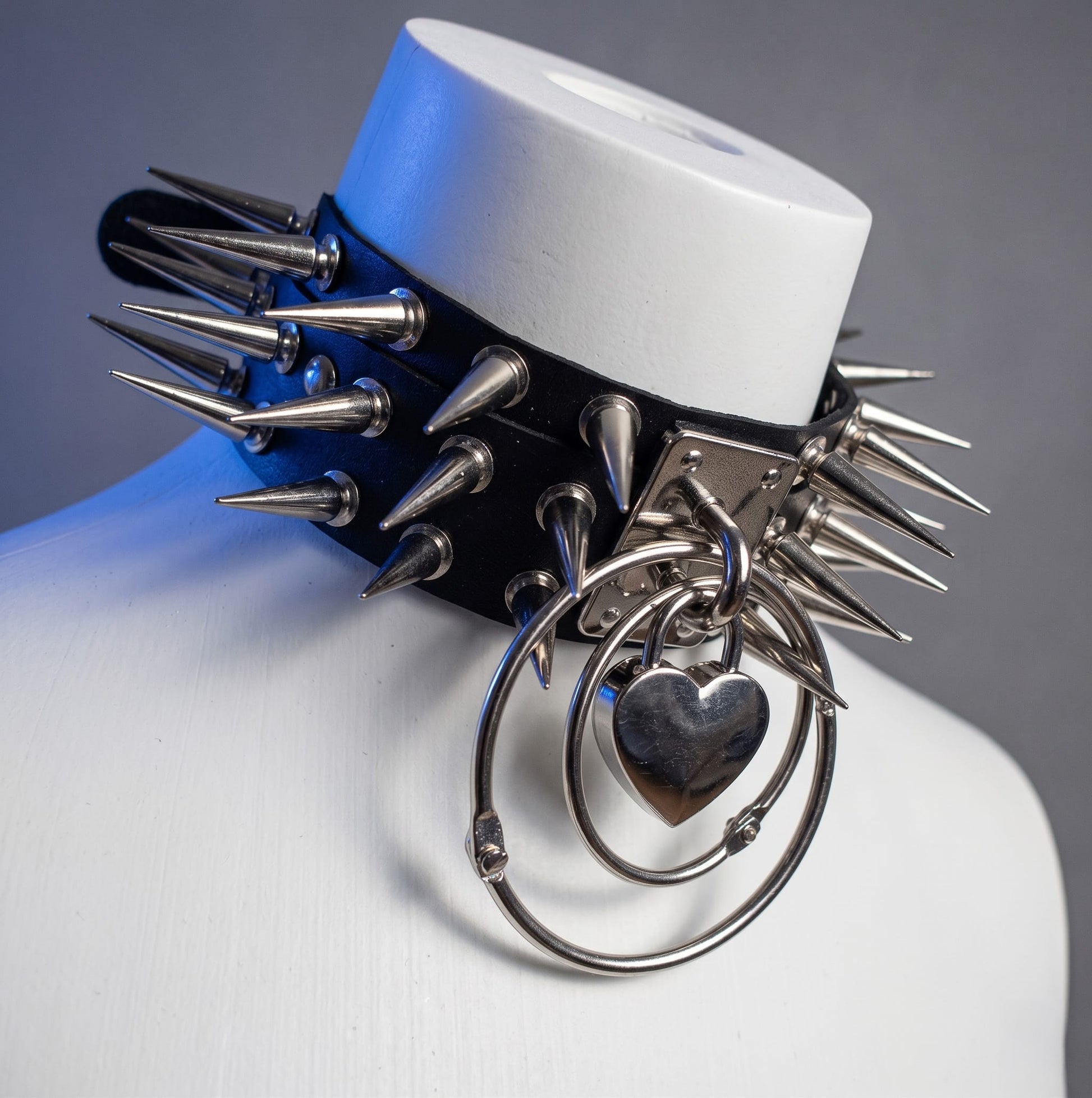 Black Harajuku Women Punk/Goth Chocker with Concentric Heart Detail