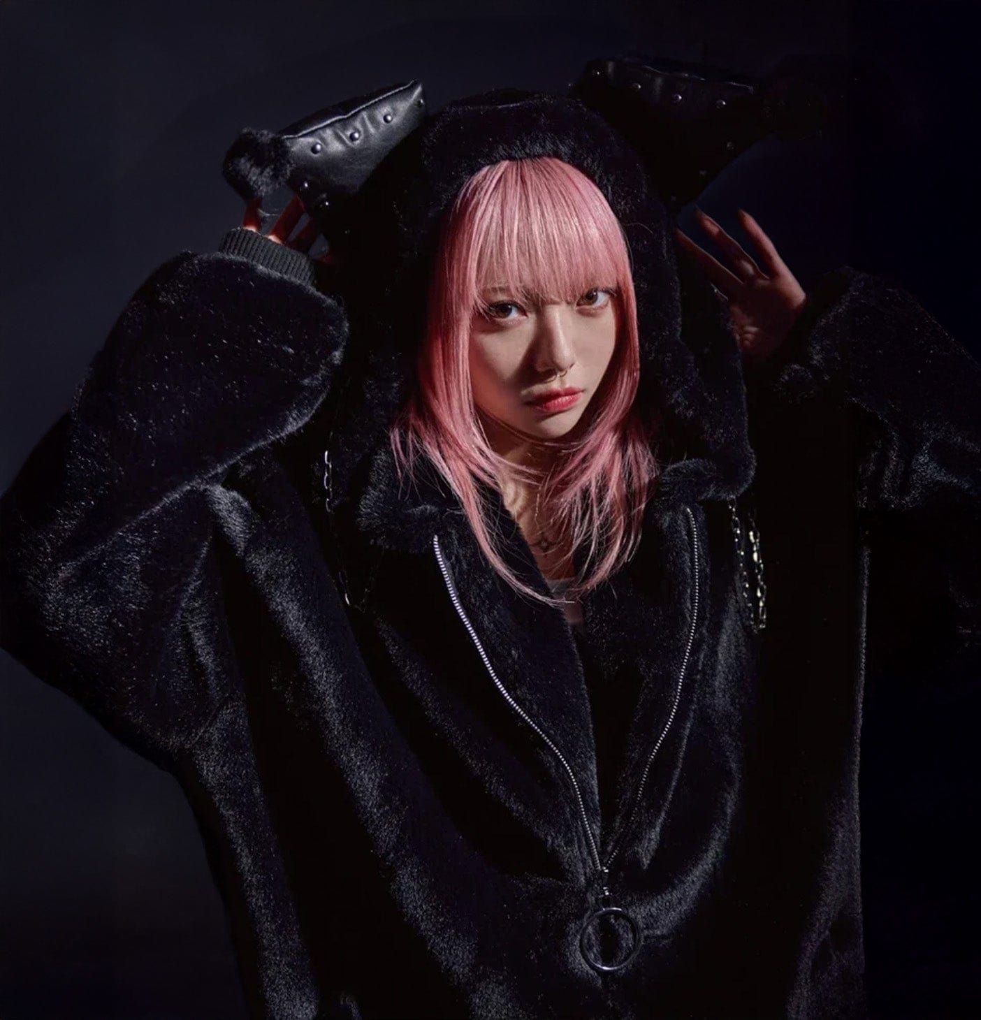 Black / S Victorious Celestial Fox Fluff Jacket