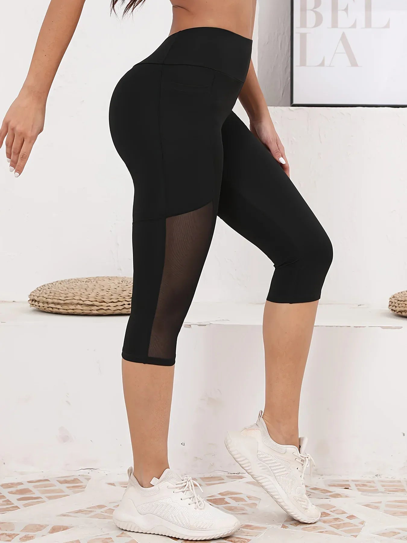 Black / S Women's Mesh Splicing With Pockets High Waist Leggings (Victorious Nova Colony)