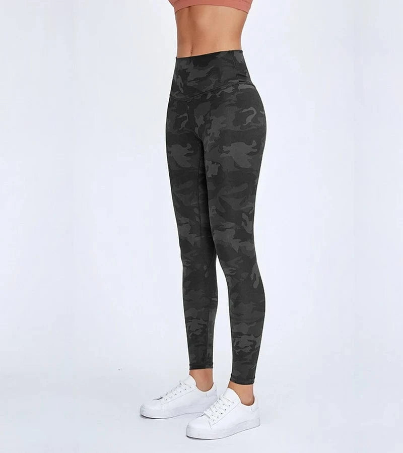 Camo Leggings Women Sportswear/ High Waisted / Naked-feeling/ Victorious Wilderness Run