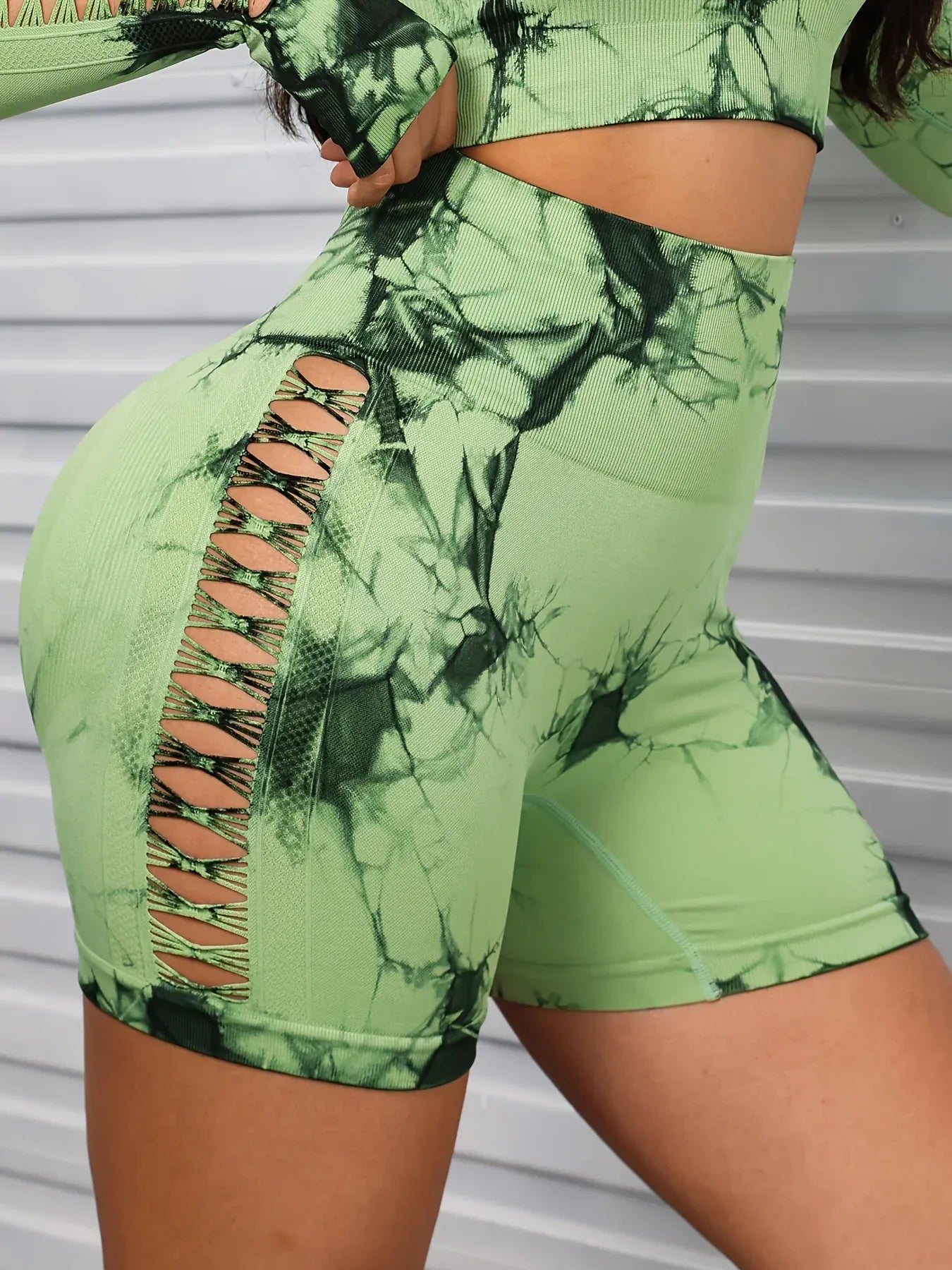 GrassGreen / S Women Tie Dye Hollow Seamless Yoga Shorts (Victorious EvoCore Shorts)