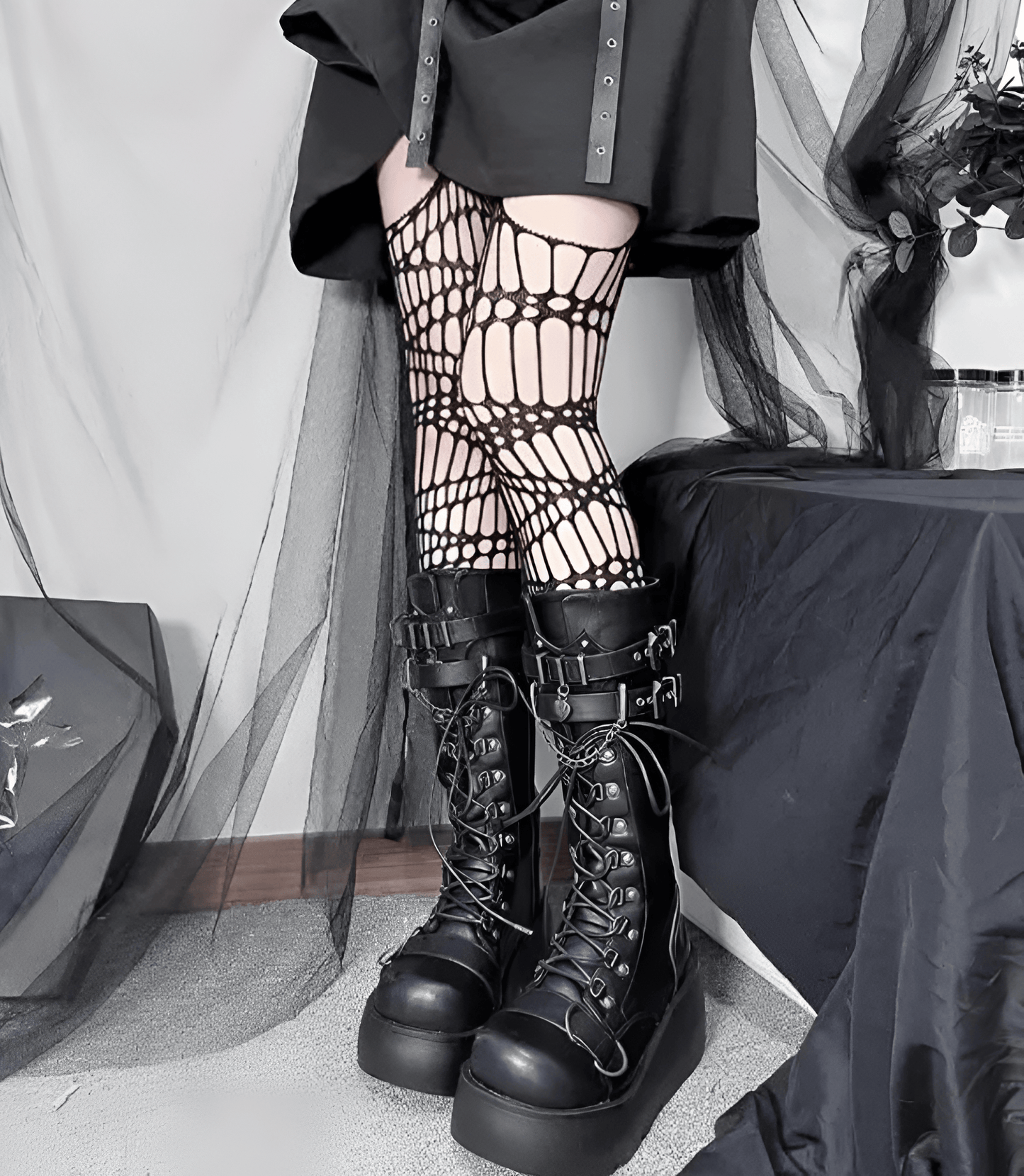 Knee High Black Lace Up Gothic Boots (Victorious Kurohana Requiem Boots)