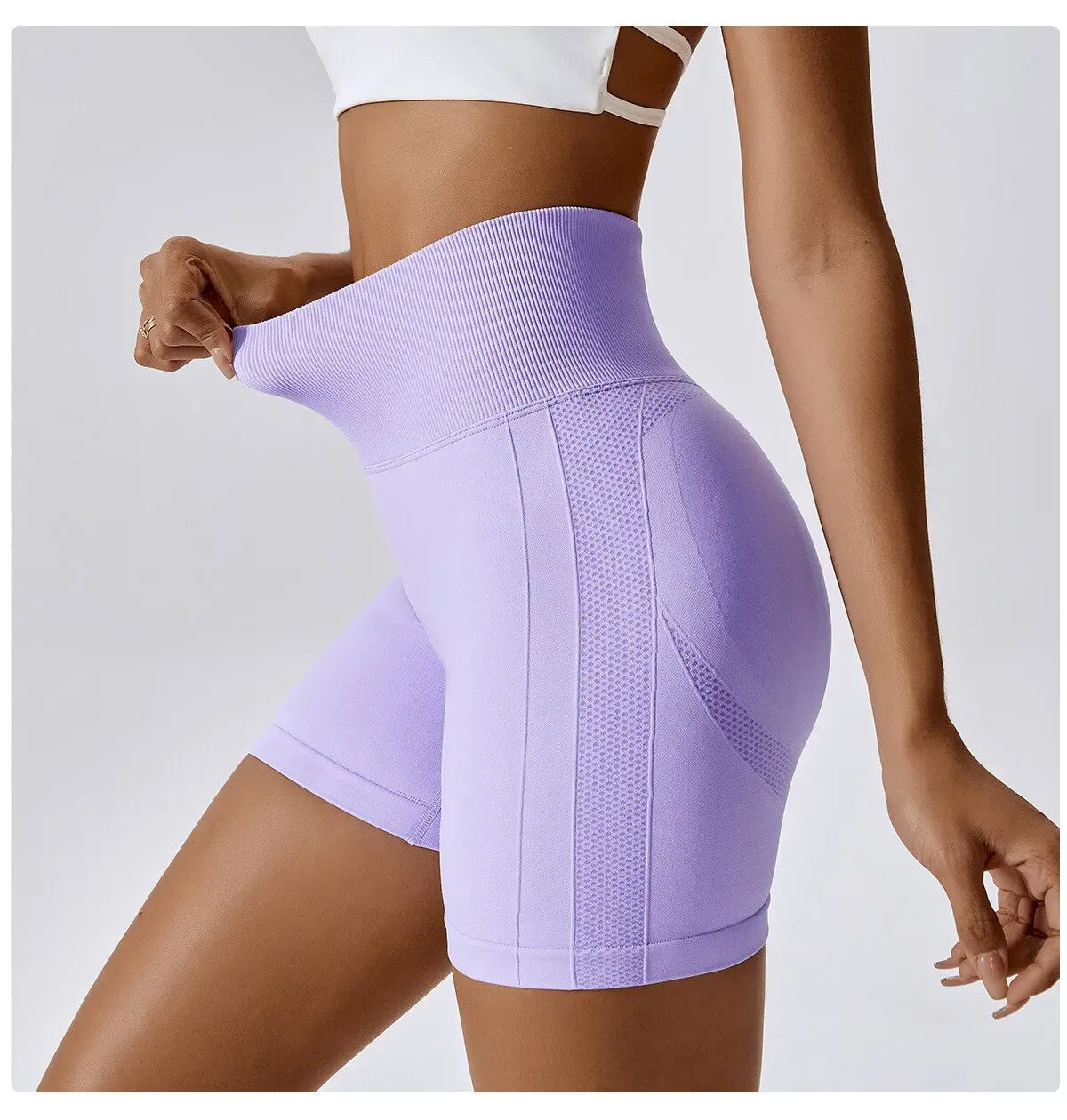 Kong’s Territory XXIIV Seamless Women’s Sports Shorts / High-Waisted