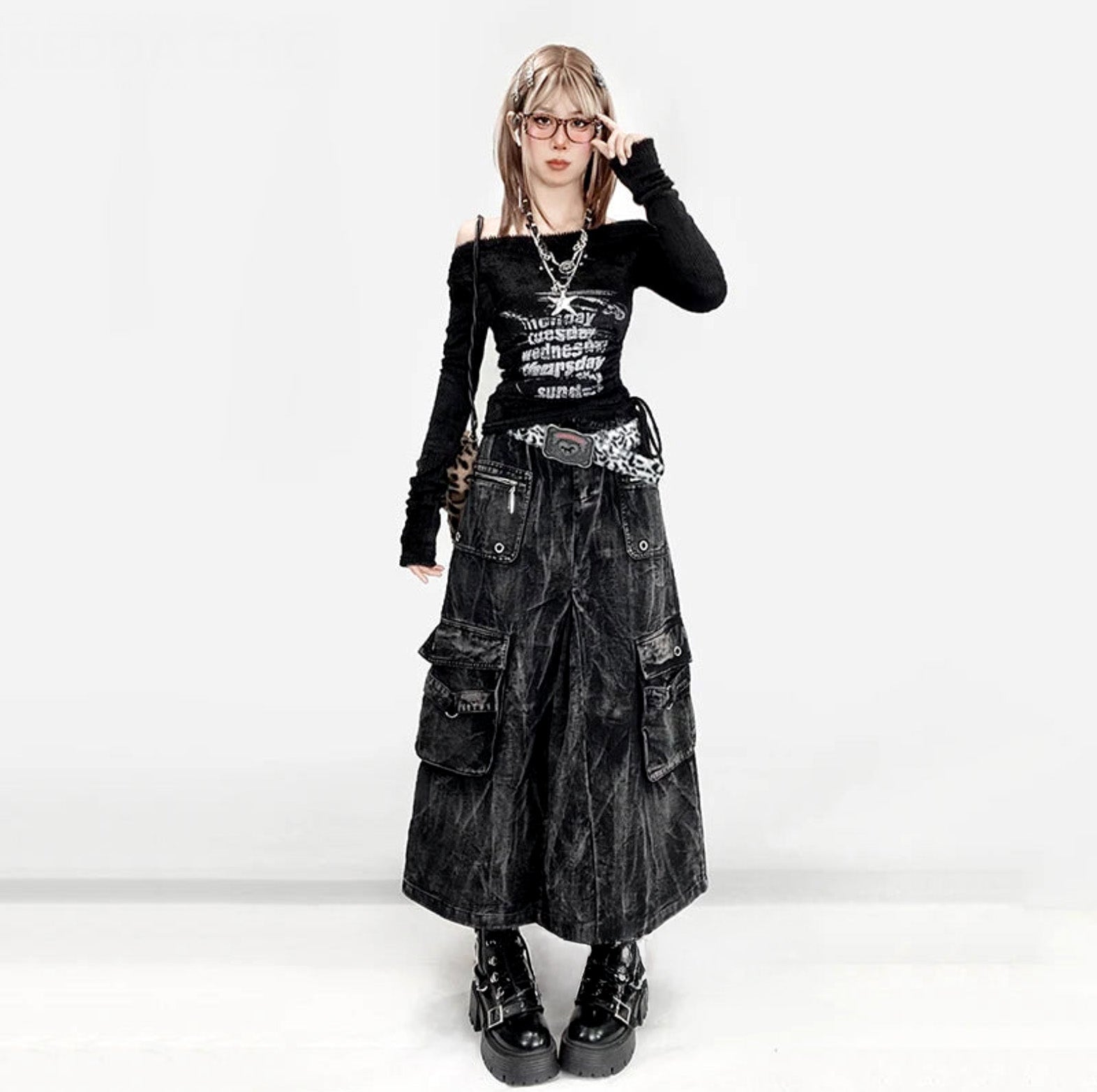 Kpop Idol Distressed Denim Cargo Skirt