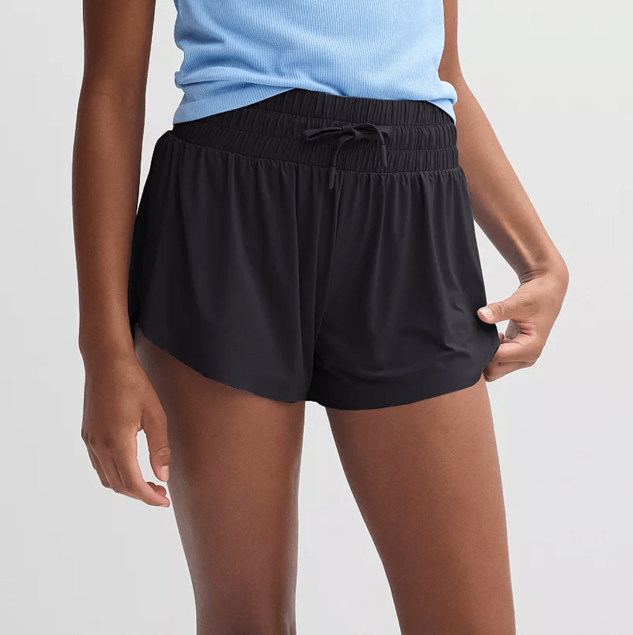 Performance running shorts by Victorious / Midnight black